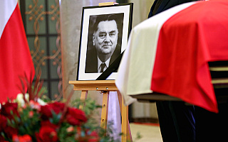 Ostatnie pożegnanie byłego premiera Jana Olszewskiego